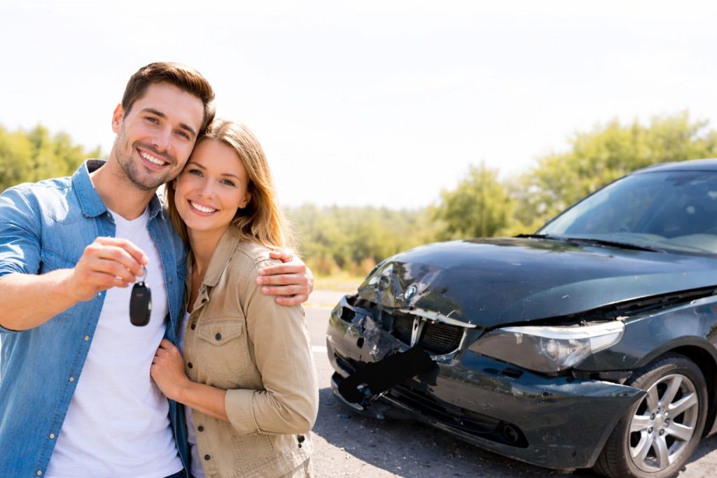 Unfallwagen mit Frontschaden wird verkauft – schneller Ankauf und sichere Auszahlung